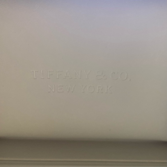 TIFFANY & CO. Black Leather Watch Jewelry Box - Picture 5 of 9